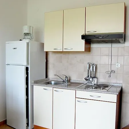 Bogovicda By El-pi Tours Malinska