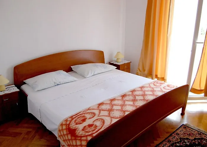 Bogovicda By El-pi Tours Malinska