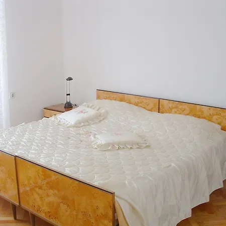 Bogovicda By El-pi Tours * Malinska